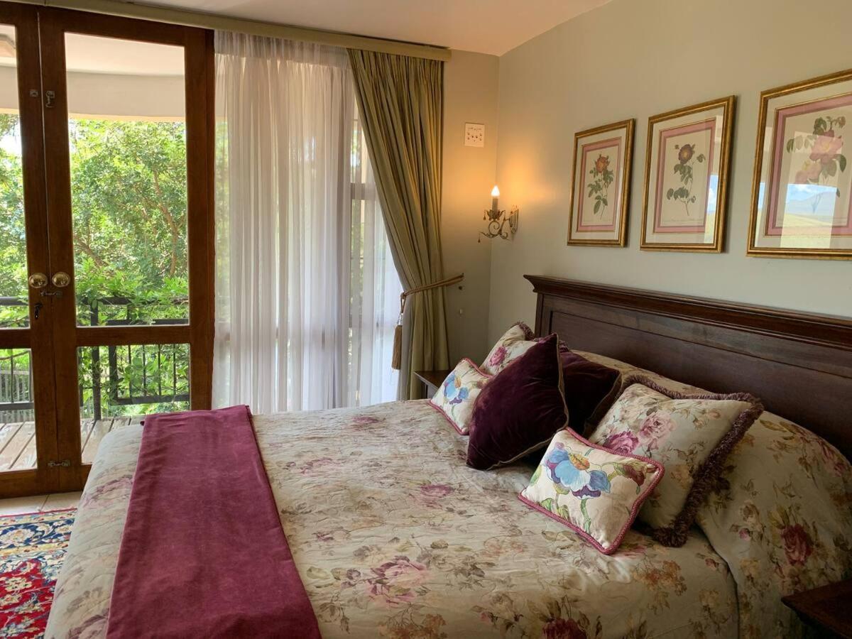 Mountain Rose Guesthouse Луис-Тричард Экстерьер фото