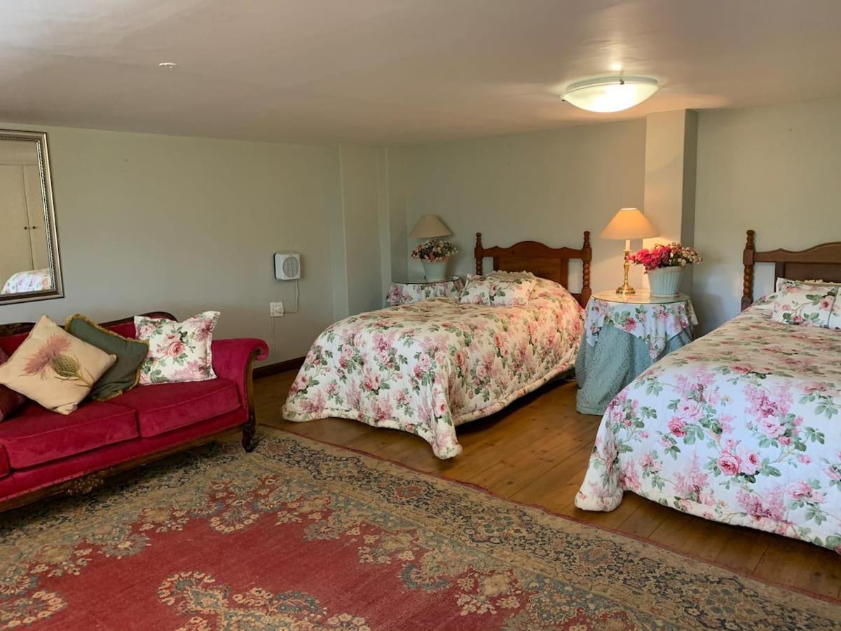 Mountain Rose Guesthouse Луис-Тричард Экстерьер фото