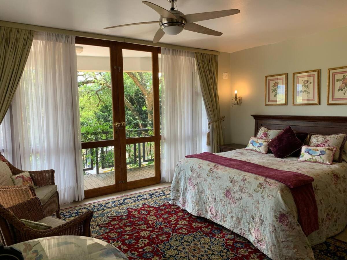 Mountain Rose Guesthouse Луис-Тричард Экстерьер фото