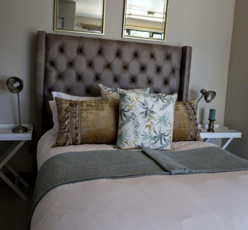 Mountain Rose Guesthouse Луис-Тричард Экстерьер фото